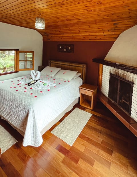 Superior Chalet with Balcony 2 | Minibar, desk, free WiFi, bed sheets