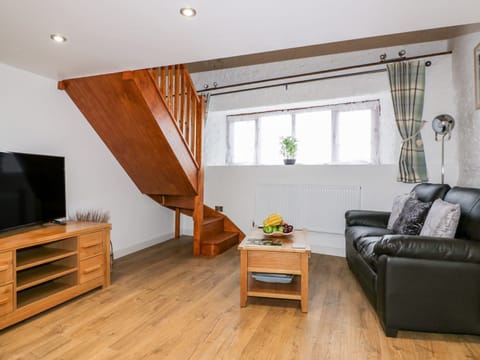 Cottage, Private Bathroom | Lounge