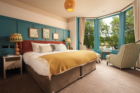 Deluxe Double or Twin Room, River View | Premium bedding, minibar, desk, soundproofing