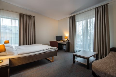 Superior Double or Twin Room | In-room safe, desk, free WiFi