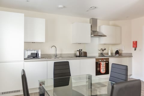 Luxury Apartment, 1 Double Bed, City View | Private kitchen | Full-size fridge, microwave, oven, stovetop