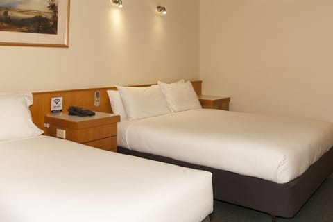 Spa Room | Premium bedding, Select Comfort beds, iron/ironing board, free WiFi