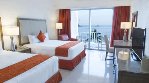 Standard Room, Ocean View | In-room safe, bed sheets, alarm clocks