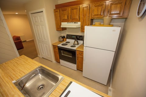 Apartment, 2 Bedrooms | Private kitchen | Full-size fridge, microwave, stovetop, dishwasher