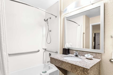 Standard Room, 2 Queen Beds, Accessible, Bathtub | Bathroom | Combined shower/tub, free toiletries, hair dryer, towels