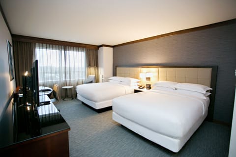 Premium bedding, pillowtop beds, in-room safe, desk