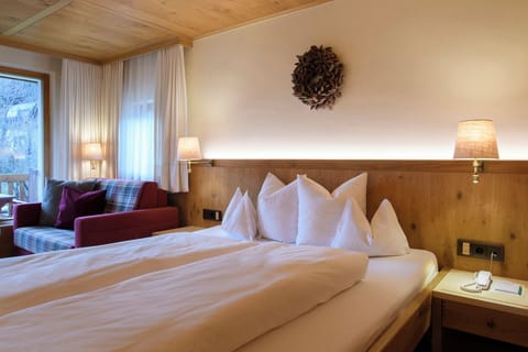 Comfort double room wild oak 29sqm | Minibar, in-room safe, desk, free WiFi