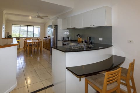 Apartment, 2 Bedrooms (Anchorage 07) | Private kitchen | Full-size fridge, microwave, stovetop, dishwasher