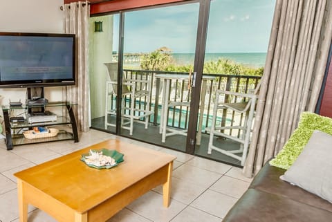 Premium Condo, 2 Bedrooms, Oceanfront | View from room