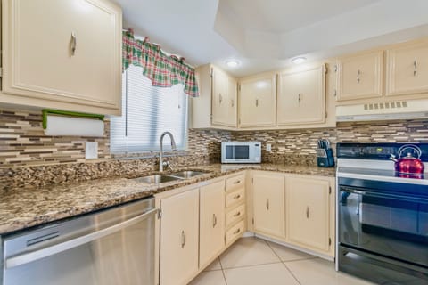 Condo, 2 Bedrooms, Oceanfront | Private kitchen | Fridge, microwave, oven, stovetop