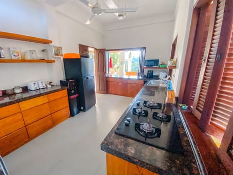 Villa, 4 Bedrooms, River View | Private kitchen