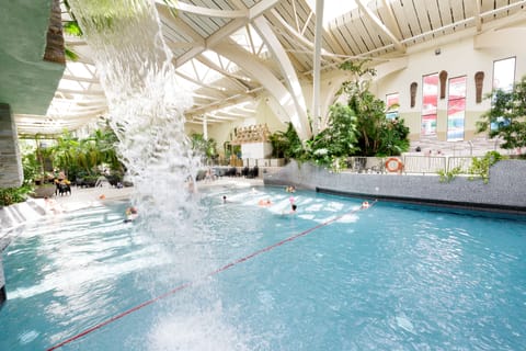 Indoor pool, outdoor pool, lifeguards on site