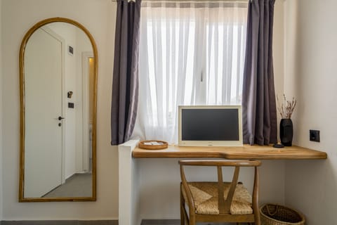 Deluxe Double Room, 1 Bedroom | Premium bedding, free WiFi, bed sheets