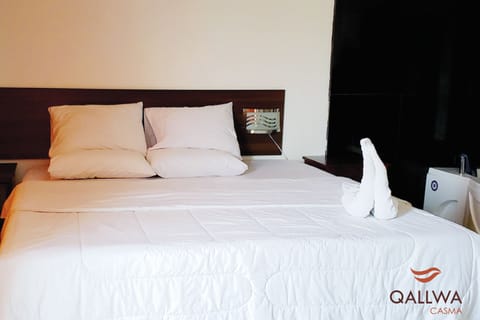 Superior Suite, 1 King Bed | Minibar, desk, rollaway beds, free WiFi