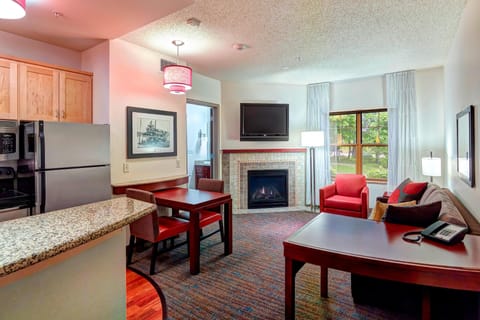 Suite, 1 Bedroom, Fireplace | Premium bedding, desk, laptop workspace, blackout drapes