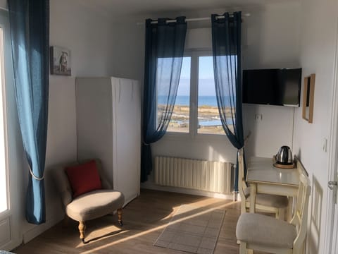 Panoramic Double Room, 1 Queen Bed, Sea View | Premium bedding, individually decorated, individually furnished, desk