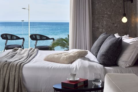 Executive Suite, Sea View (Outdoor Spa Bath) | Water view