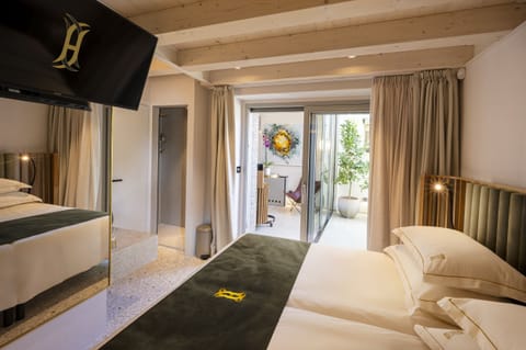 Standard Double Room, Terrace | Egyptian cotton sheets, premium bedding, down comforters