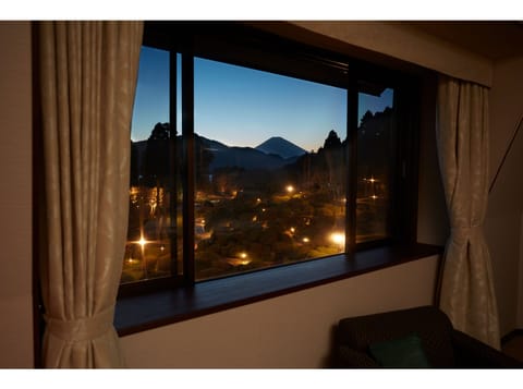 Deluxe Twin Room (4th Floor, Fuji Mountain View) | View from room