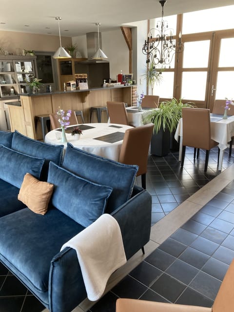 Deluxe House, Private Bathroom, Garden View (Entière) | Dining