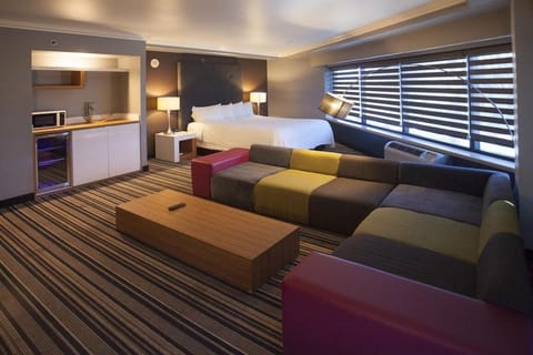 Desk, iron/ironing board, rollaway beds, free WiFi