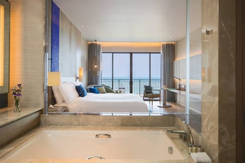 Room, 1 King Bed, Balcony, Sea View | Bathroom | Designer toiletries, hair dryer, bathrobes, slippers