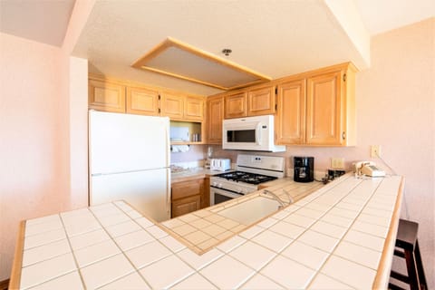 Condo, 2 Bedrooms (Bear Crest, Non-AC) | Private kitchen | Fridge, microwave, oven, stovetop