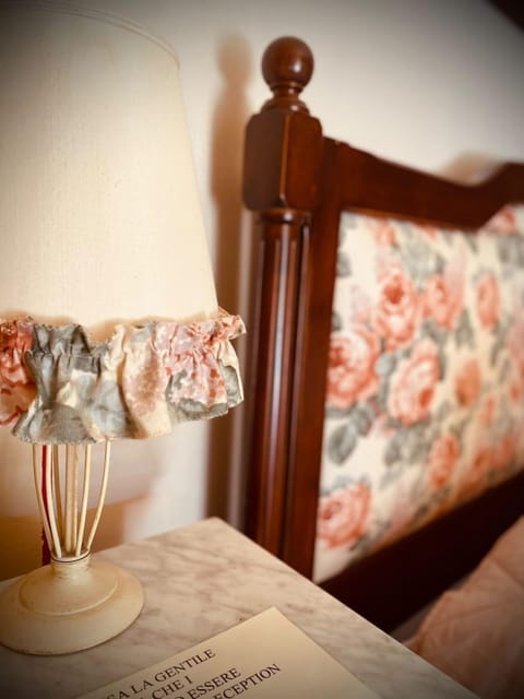 Room, 1 Double Bed | In-room safe, cribs/infant beds, free WiFi, bed sheets