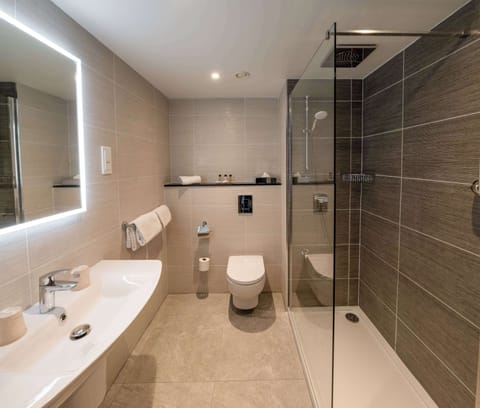 Free toiletries, hair dryer, towels, soap