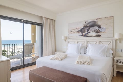 Suite, Sea View (Beach Front) | Premium bedding, down comforters, minibar, in-room safe