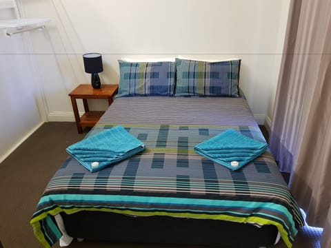 Economy Double Room | Desk, iron/ironing board, free WiFi, bed sheets