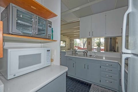 Condo, 1 Bedroom | Private kitchen | Full-size fridge, microwave, stovetop, dishwasher