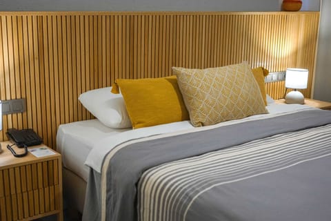 Standard Double Room | Minibar, in-room safe, soundproofing, free WiFi