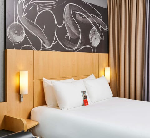 Comfort Room, 1 Double Bed | Premium bedding, desk, laptop workspace, blackout drapes