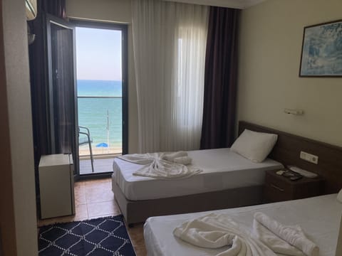 Double or Twin Room, Sea View | Premium bedding, minibar, free rollaway beds, free WiFi