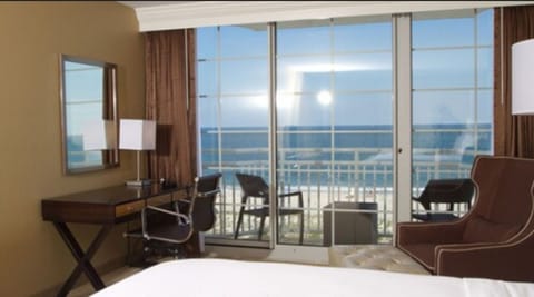 Junior Suite, 1 King Bed with Sofa bed, Ocean View | 1 bedroom, premium bedding, in-room safe, blackout drapes