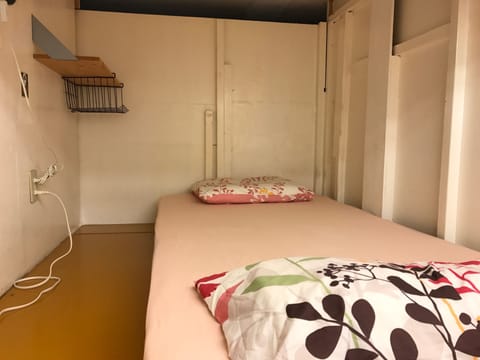 xxxShared Dormitory, Mixed Dorm | Free WiFi, bed sheets