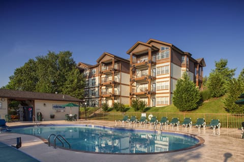 Indoor pool, 2 outdoor pools, pool umbrellas