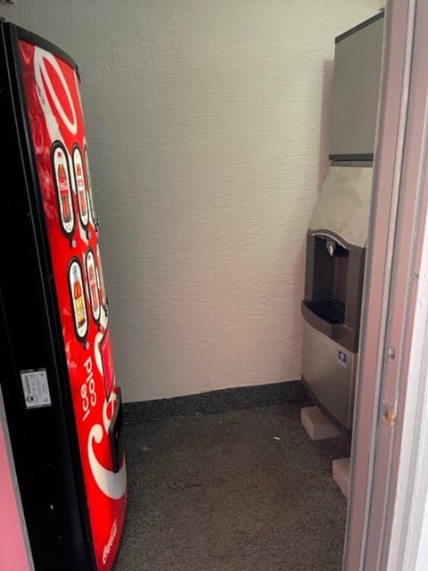 Vending machine