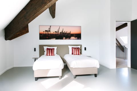 Classic Double or Twin Room | Premium bedding, in-room safe, desk, free WiFi