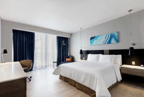 Suite, 1 Bedroom, Non Smoking | Minibar, in-room safe, desk, laptop workspace