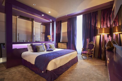 Junior Suite | Premium bedding, minibar, in-room safe, desk