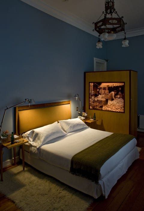 Double Room (Port) | Egyptian cotton sheets, premium bedding, down comforters, in-room safe