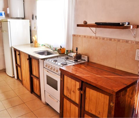 Cabin (Galala) | Private kitchenette | Full-size fridge, cookware/dishes/utensils