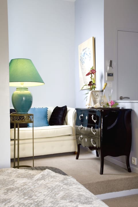 Comfort Double Room (Boudoir) | Living room | LCD TV