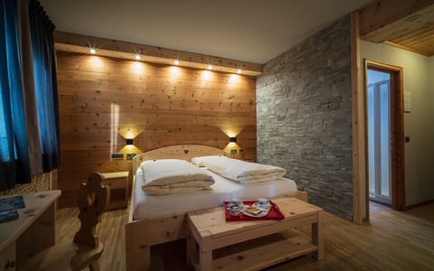 Superior Triple Room, Balcony | Frette Italian sheets, premium bedding, down comforters, minibar