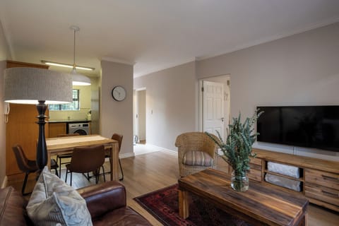  Vino Apartment | Living area | Flat-screen TV