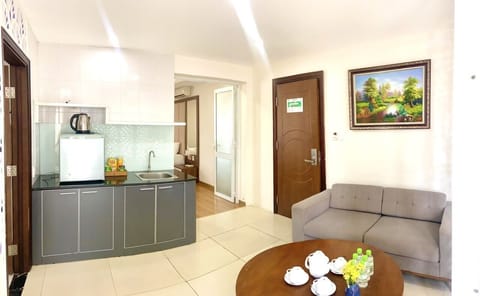 Three Bedrooms Suite with City View | Living area | LCD TV, fireplace