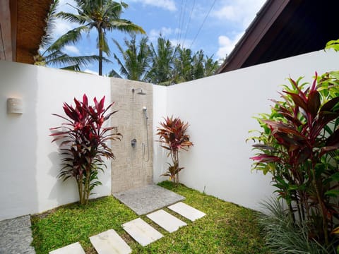 Family Villa, Multiple Bedrooms | Bathroom shower