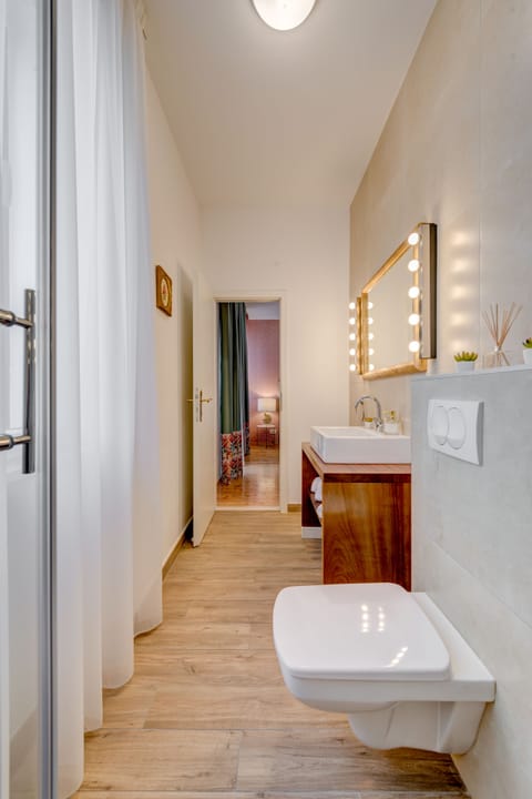 Superior Double Room, City View | Minibar, in-room safe, desk, blackout drapes